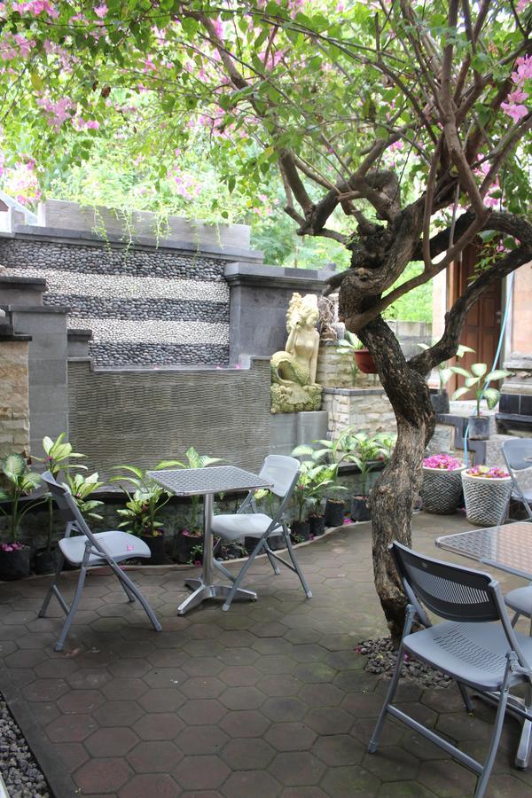 Green Palm Homestay BALI Exteriér fotografie